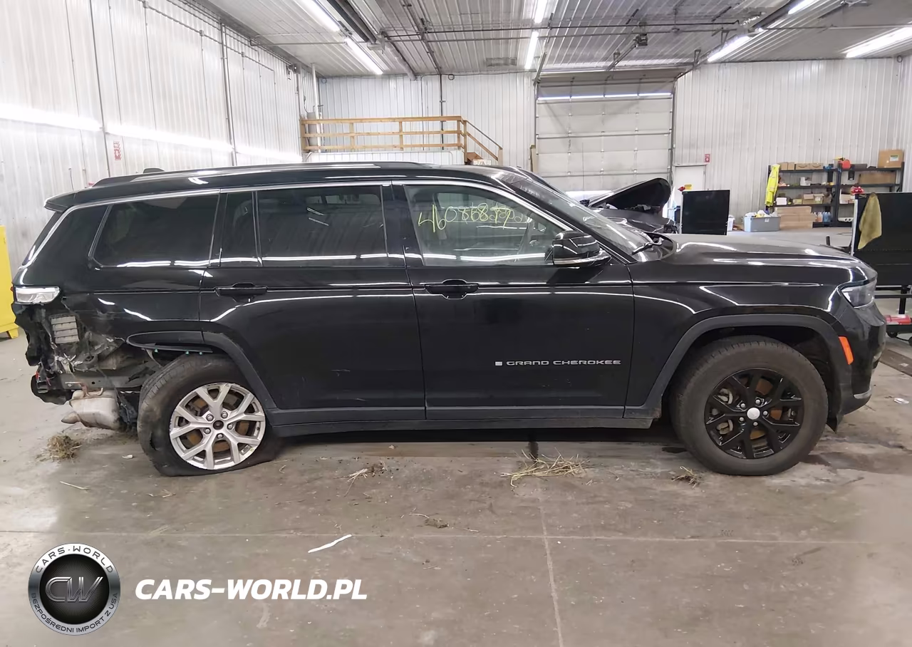 2023 Jeep Grand Cherokee L Limited 4X4 VIN:1C4RJKBG9P8841269 - 14
