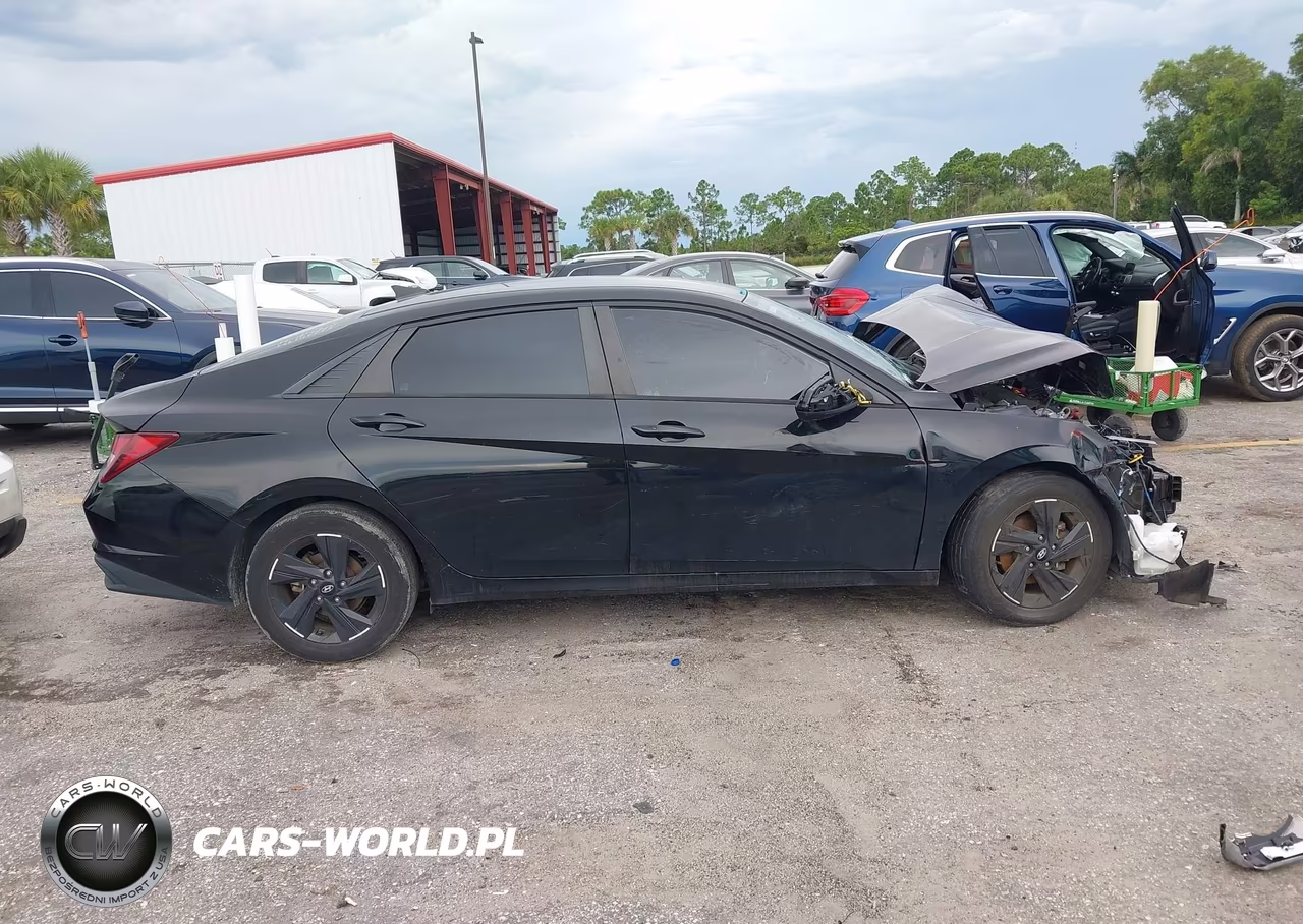 2021 Hyundai Elantra Sel VIN:KMHLM4AG0MU066076 - 13