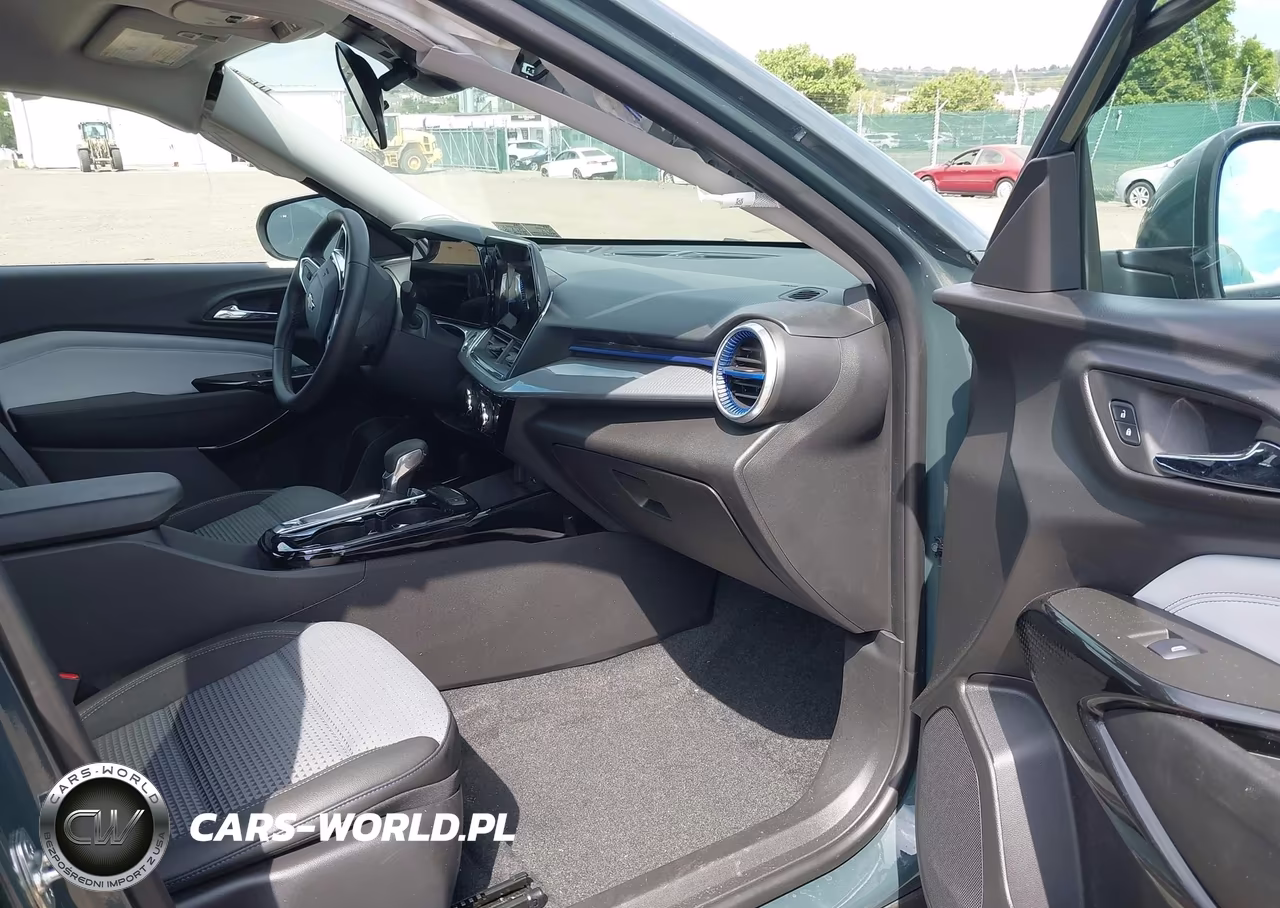2025 Chevrolet Trax Fwd Lt VIN:KL77LHEP4SC044012 - 5