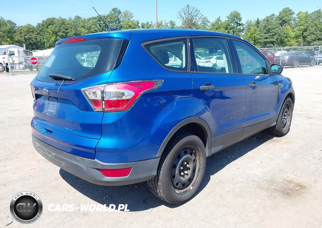 2017 Ford Escape S VIN:1FMCU0F7XHUA36591 - 4