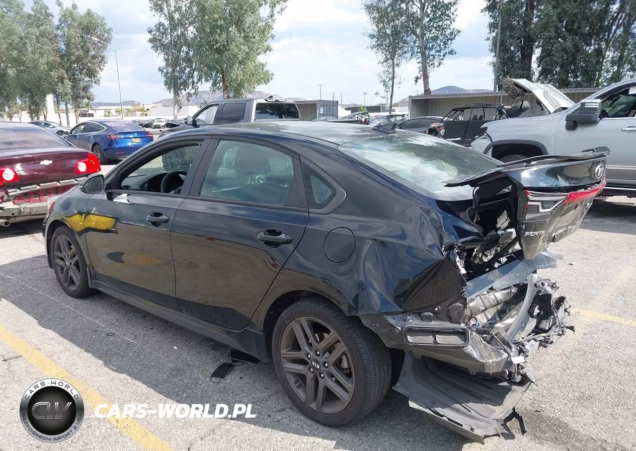 2020 Kia Forte Gt-Line VIN:3KPF34AD5LE217548 - 3