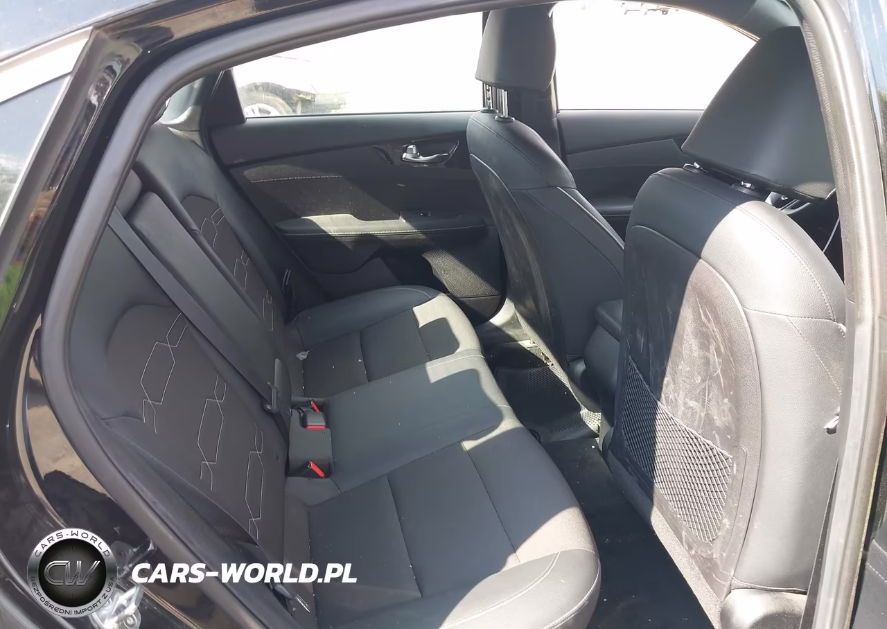 2020 Kia Forte Gt-Line VIN:3KPF34AD5LE217548 - 8