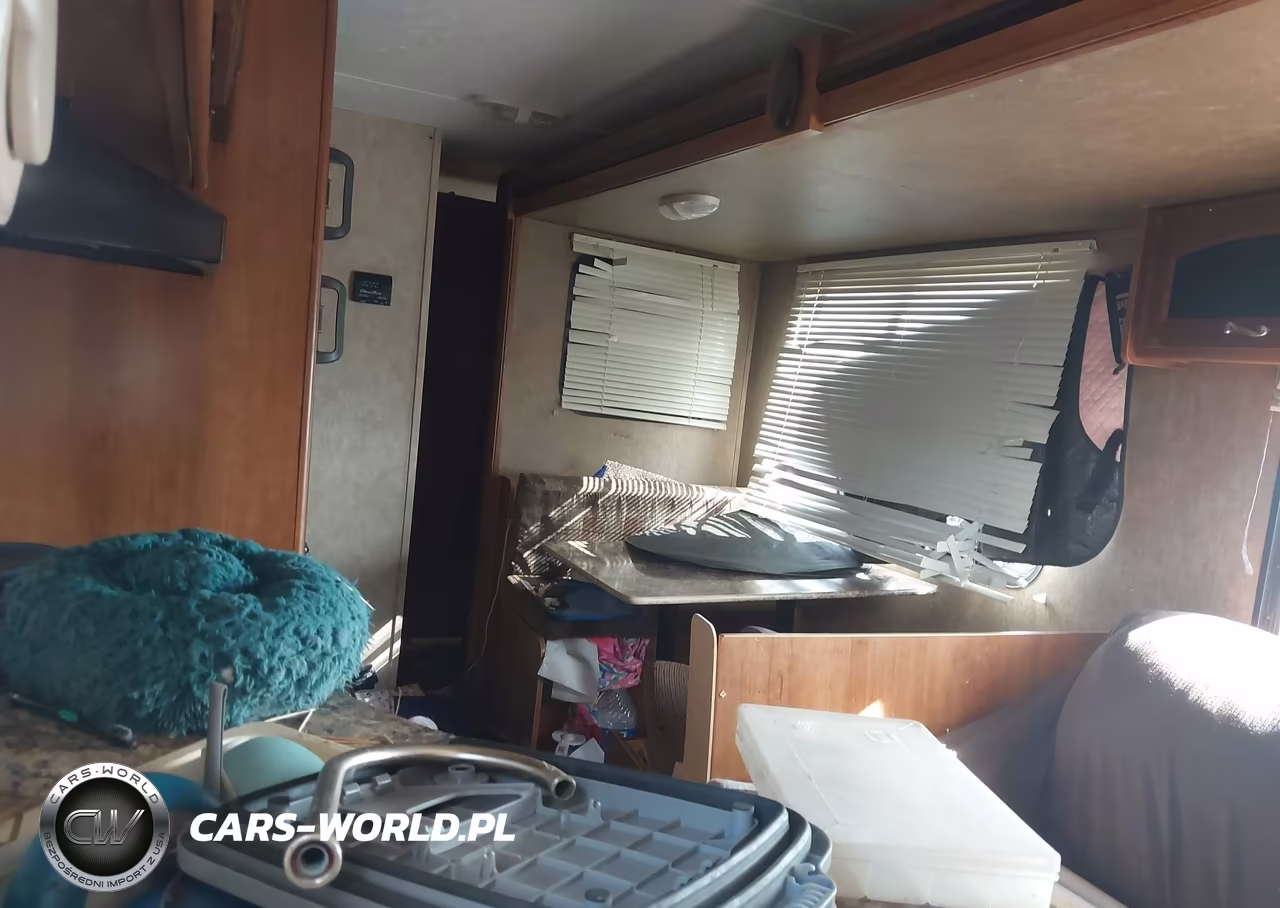 2016 Avenger Travel Trailer VIN:5ZT2AVSB5GB908443 - 8