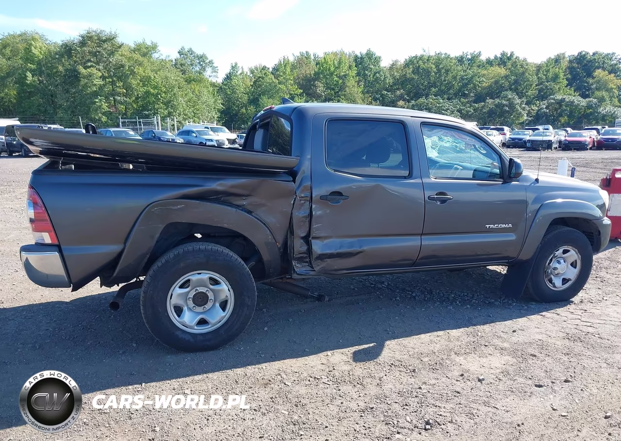 2012 Toyota Tacoma Base V6 VIN:3TMLU4EN9CM093003 - 11
