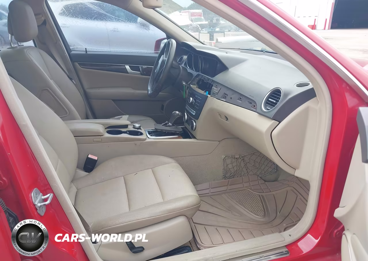 2012 Mercedes-Benz C 250 Luxury-Sport VIN:WDDGF4HB3CR195365 - 5