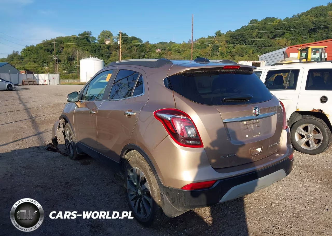 2018 Buick Encore Essence VIN:KL4CJGSB1JB637349 - 3