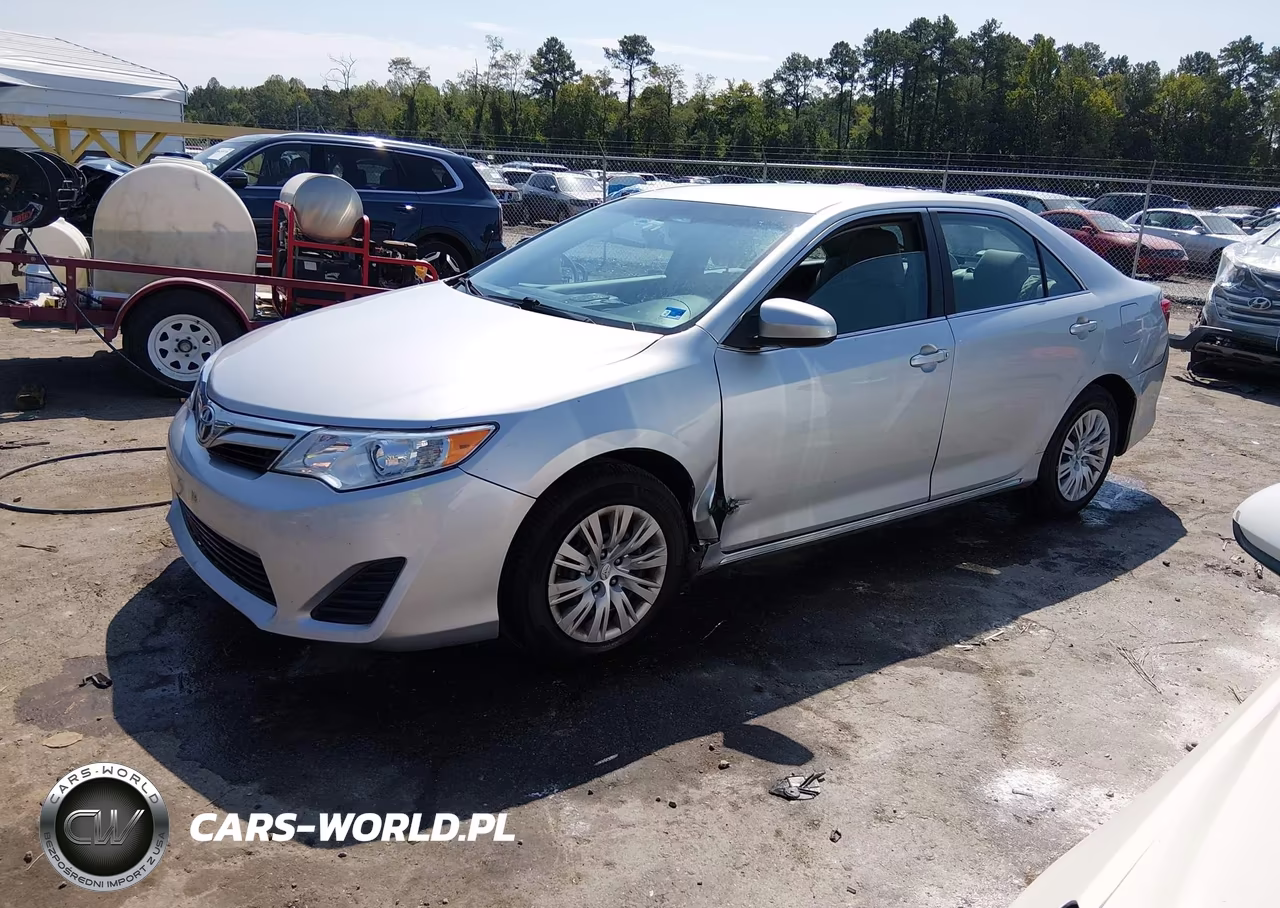 2014 Toyota Camry Le VIN:4T4BF1FK1ER424939 - 2