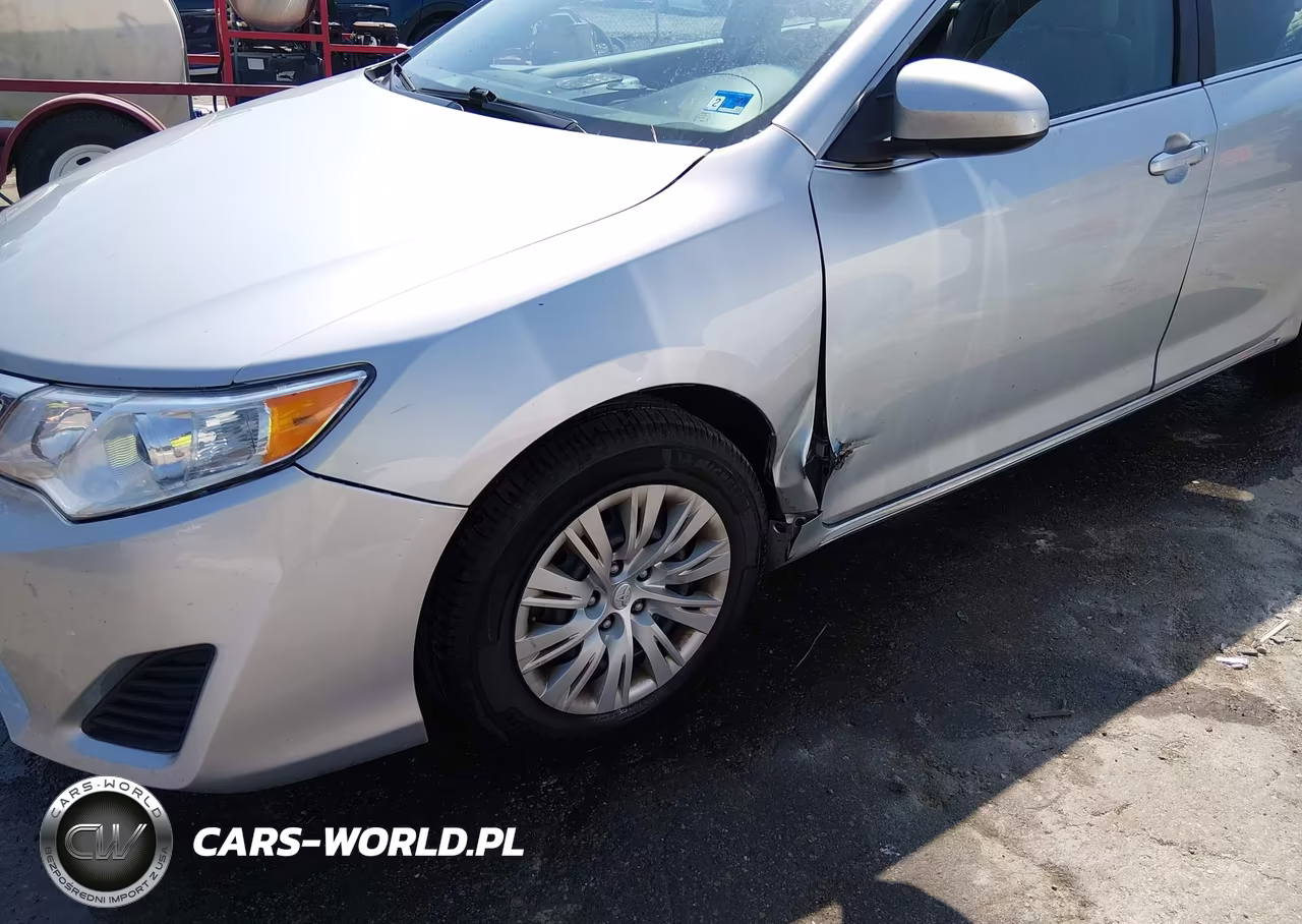 2014 Toyota Camry Le VIN:4T4BF1FK1ER424939 - 6