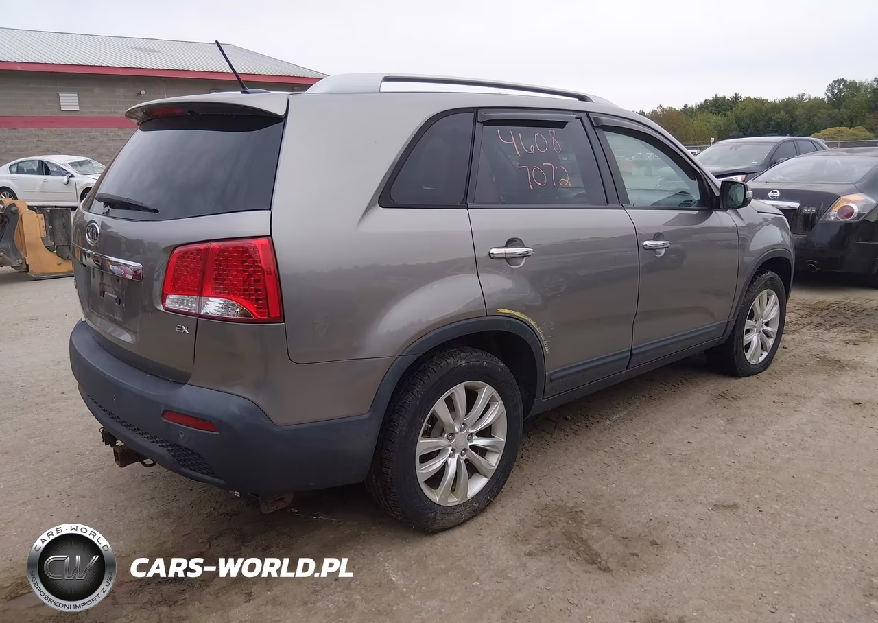 2011 Kia Sorento Ex VIN:5XYKU4A19BG020742 - 4