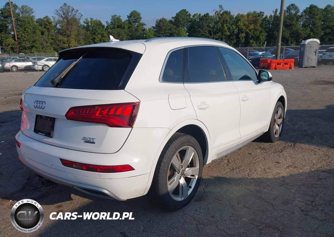 2018 Audi Q5 2.0T Premium-2.0T Tech Premium VIN:WA1BNAFY0J2031486 - 4