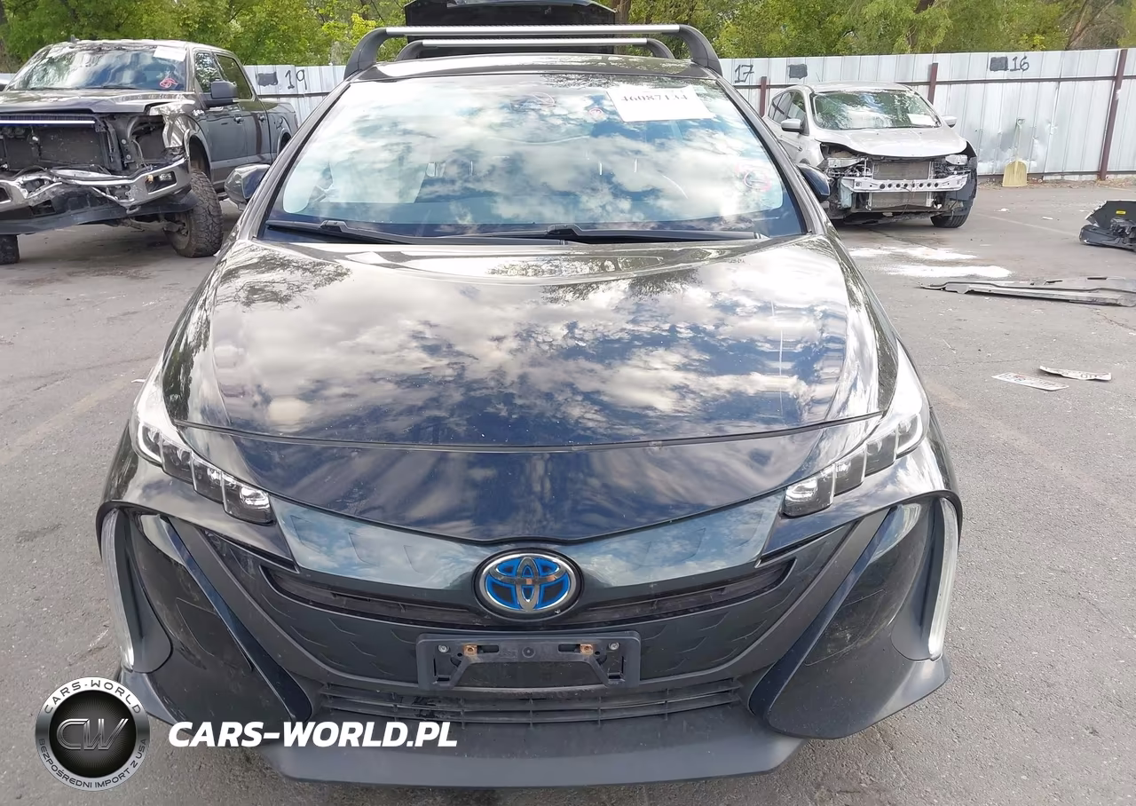 2020 Toyota Prius Prime Le VIN:JTDKARFP1L3152712 - 12