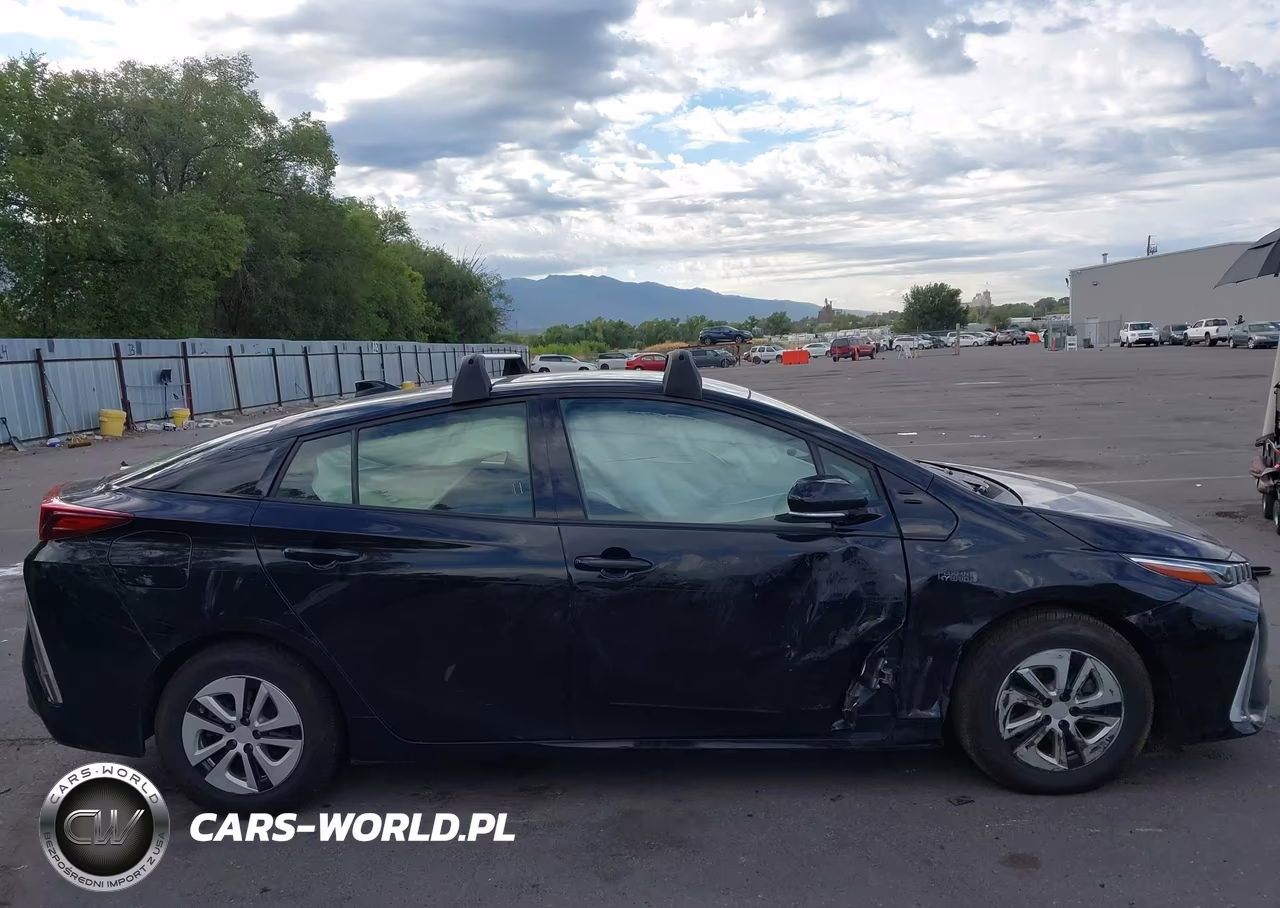 2020 Toyota Prius Prime Le VIN:JTDKARFP1L3152712 - 13