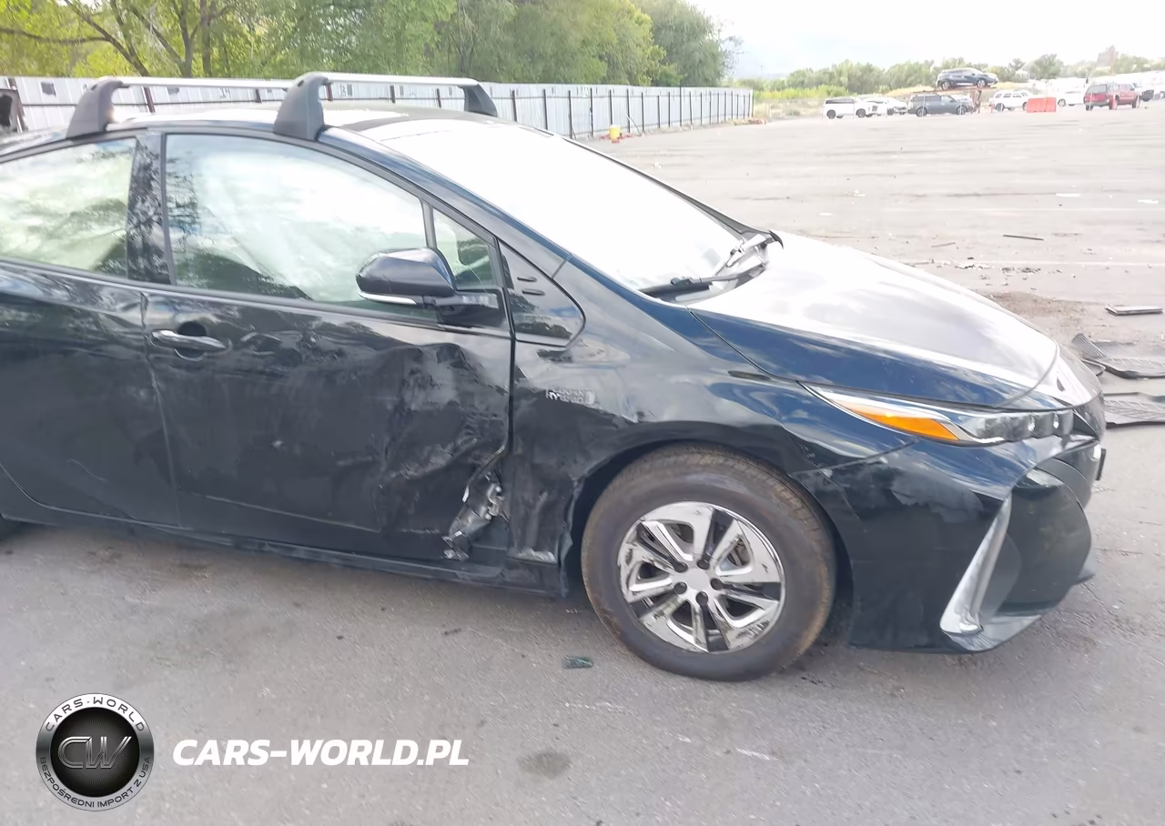 2020 Toyota Prius Prime Le VIN:JTDKARFP1L3152712 - 6