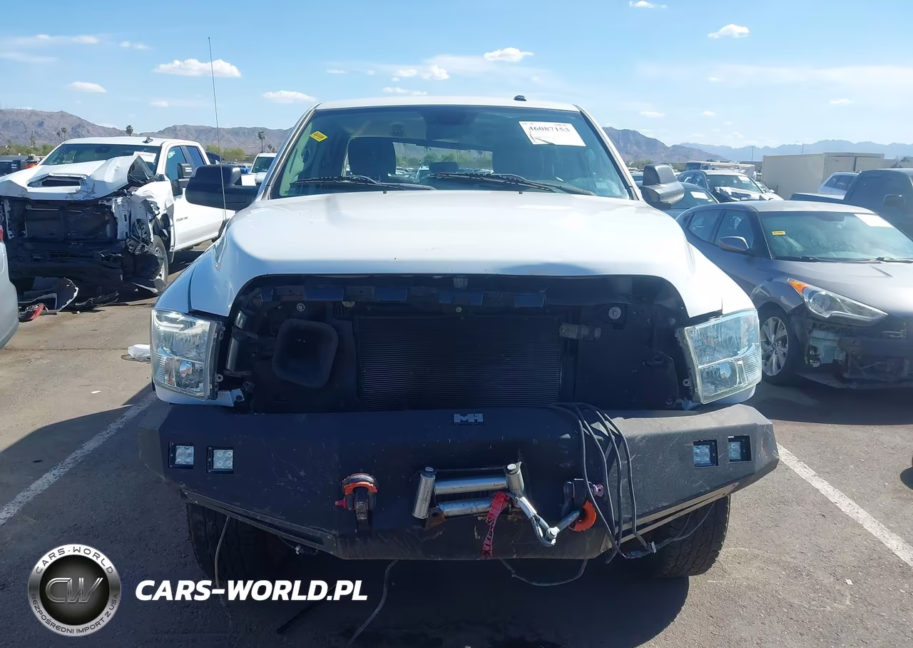 2015 Ram 2500 Tradesman VIN:3C6UR5CL1FG592319 - 12