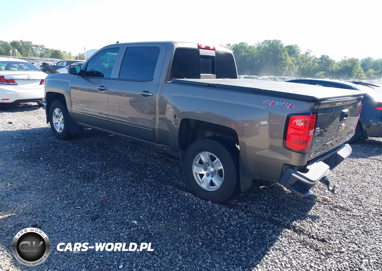 2015 Chevrolet Silverado 1500 1Lt VIN:3GCUKREH0FG293806 - 3