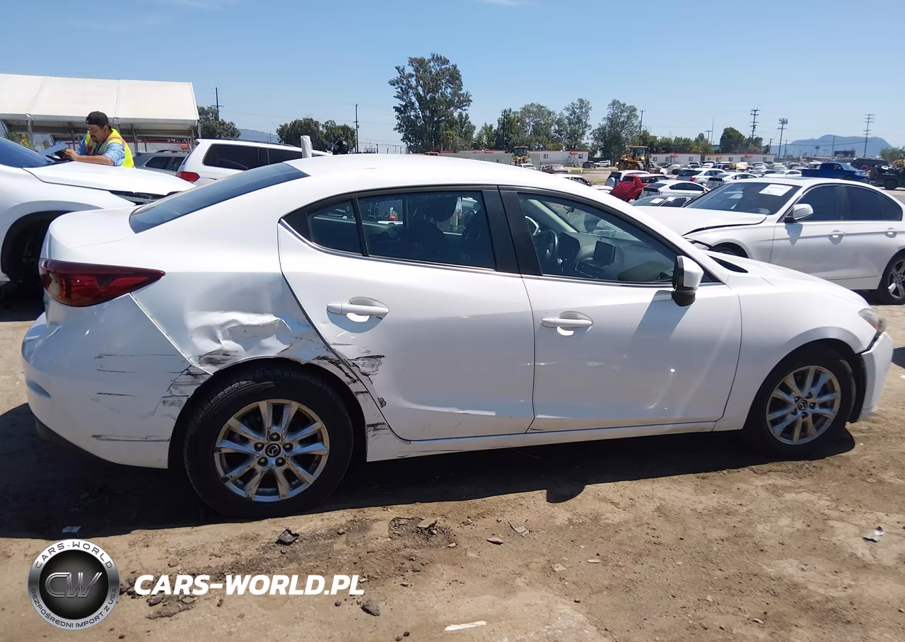 2016 Mazda Mazda3 I Sport VIN:JM1BM1U76G1301886 - 13