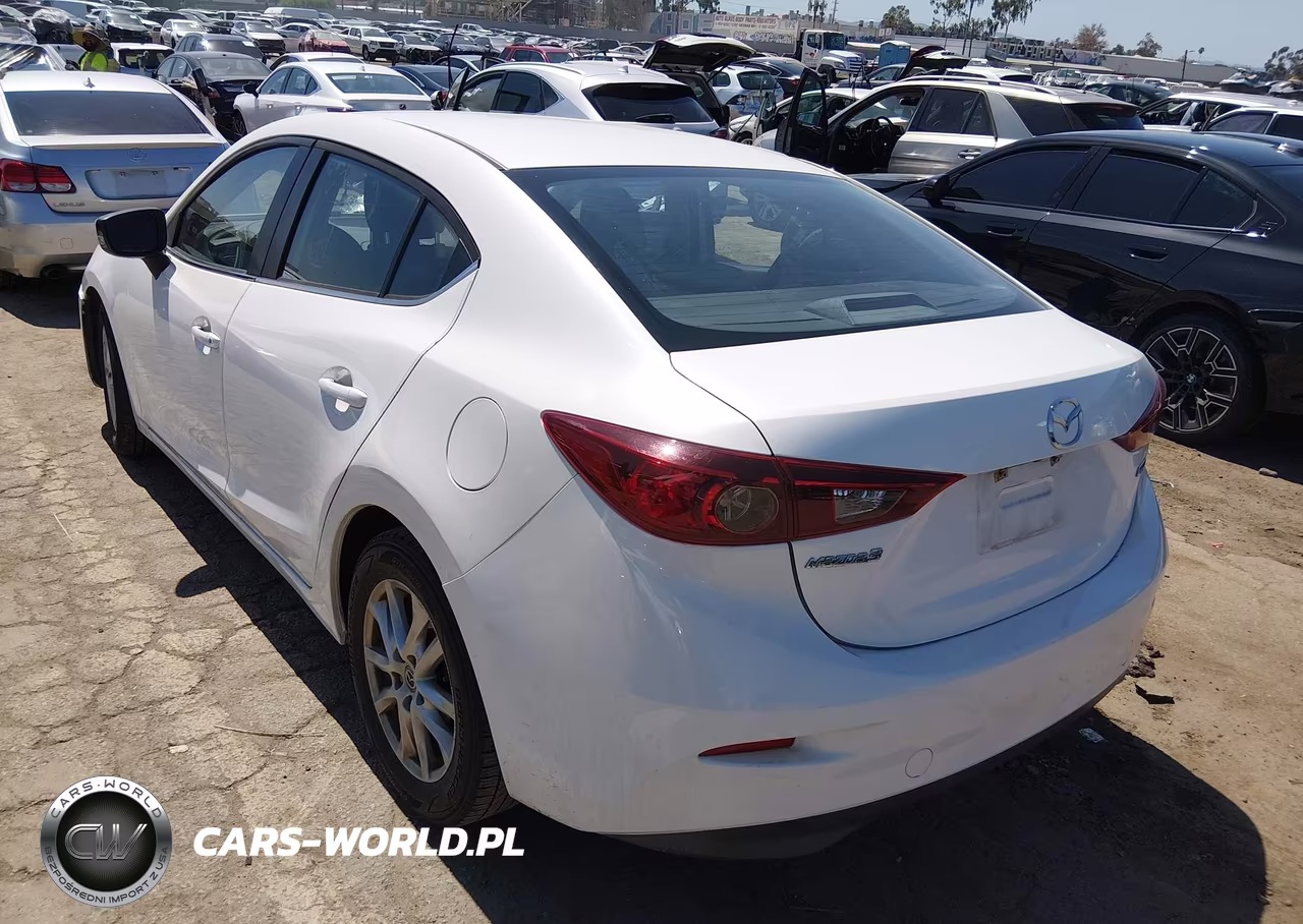 2016 Mazda Mazda3 I Sport VIN:JM1BM1U76G1301886 - 3