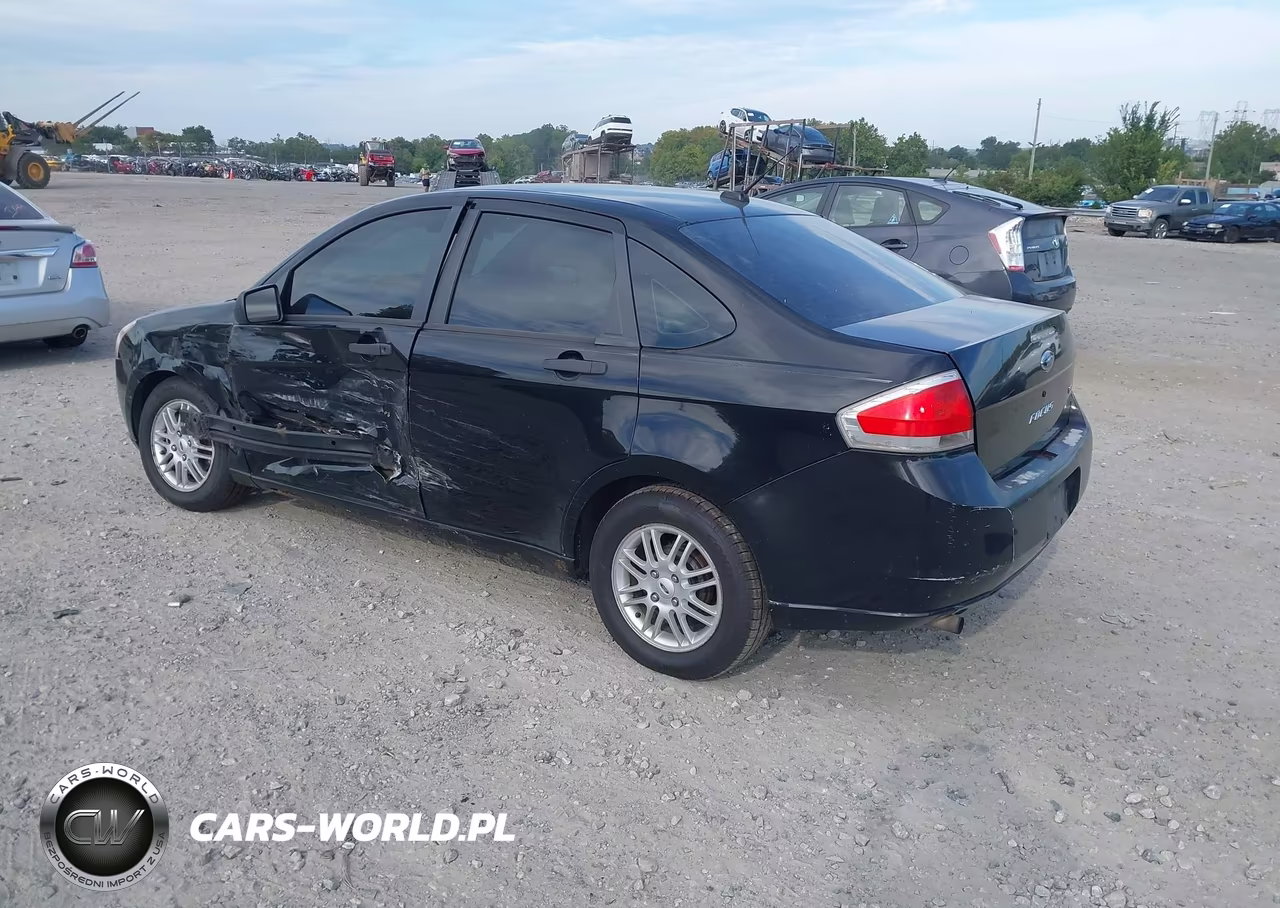 2009 Ford Focus Se VIN:1FAHP35N99W243066 - 3
