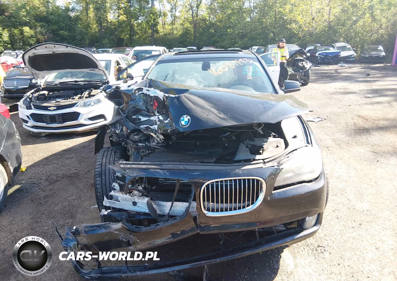 2012 BMW 750I xDrive VIN:WBAKC6C51CC396563 - 12