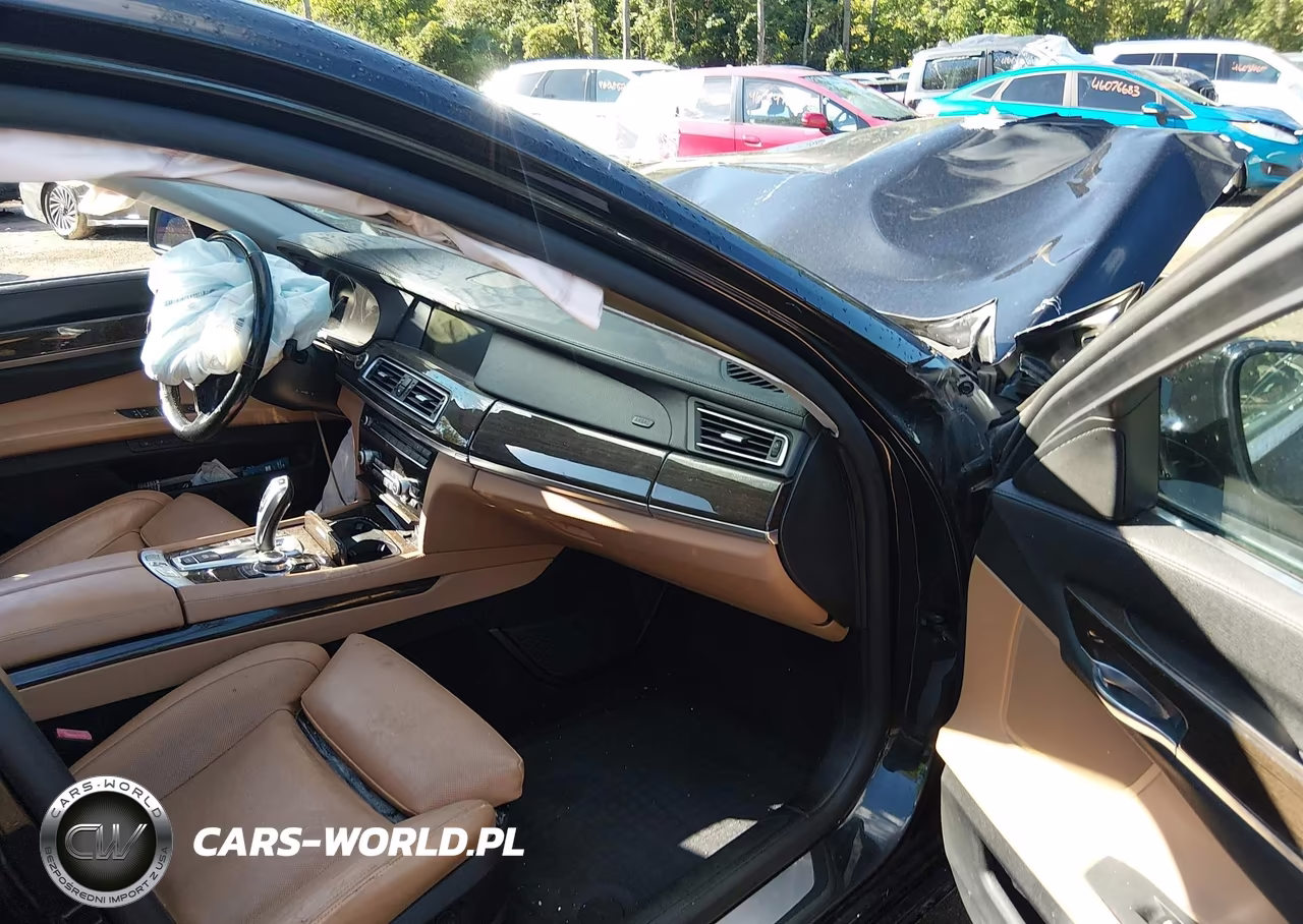 2012 BMW 750I xDrive VIN:WBAKC6C51CC396563 - 5