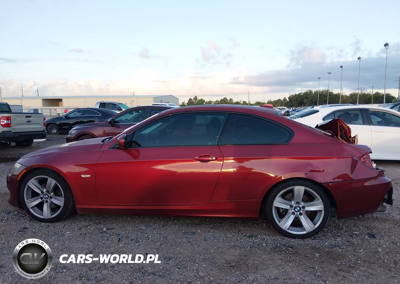 2011 BMW 328I VIN:WBAKE5C57BE573317 - 13