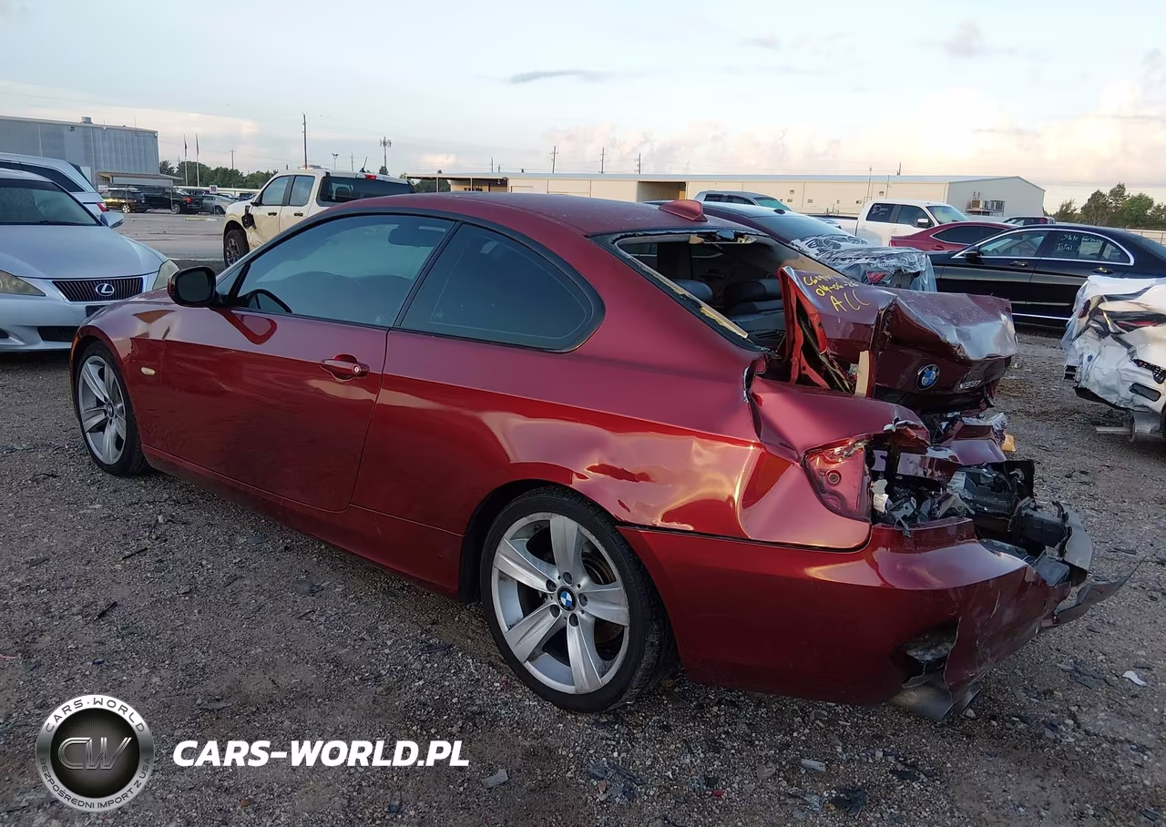 2011 BMW 328I VIN:WBAKE5C57BE573317 - 3