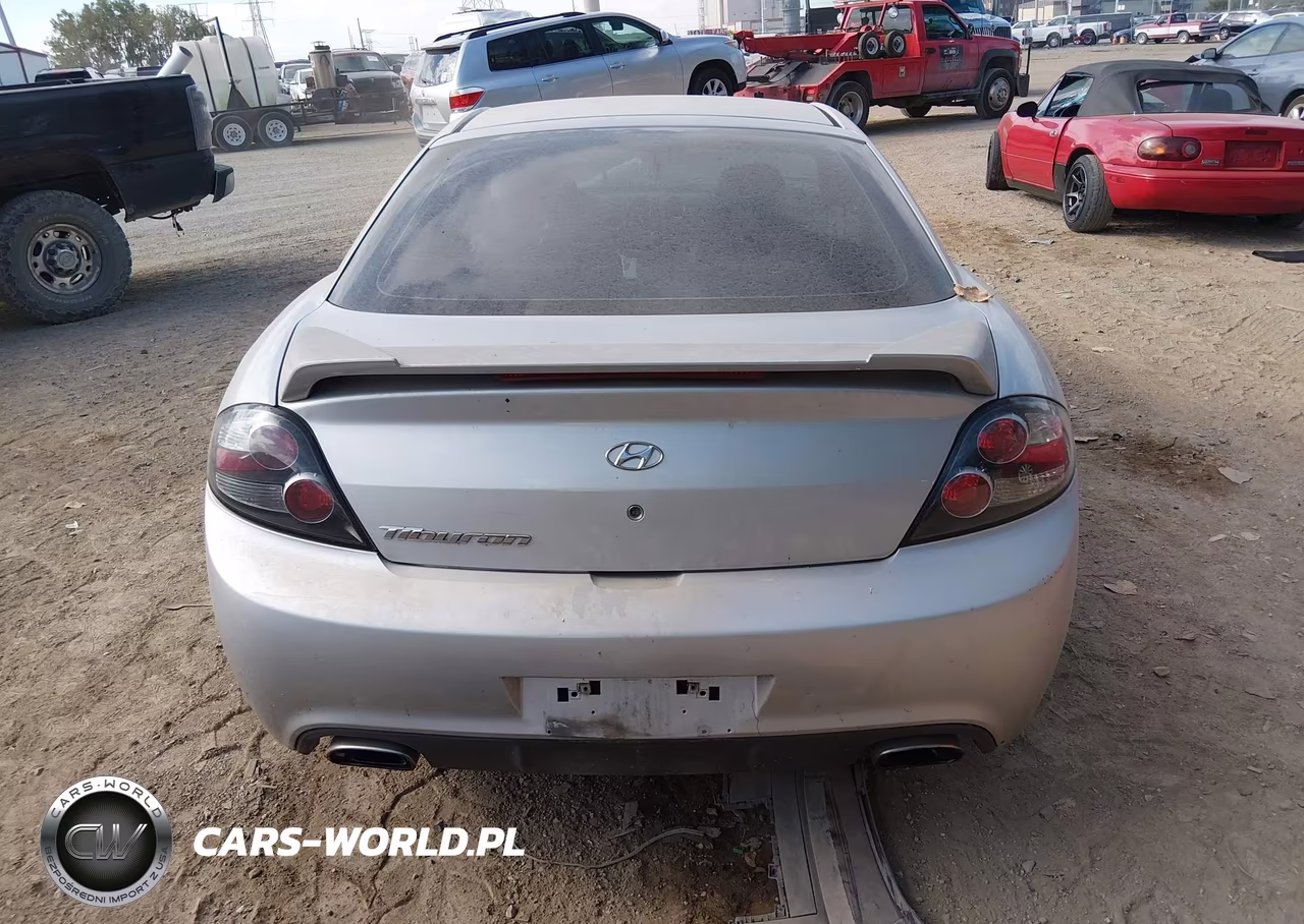 2008 Hyundai Tiburon Gs VIN:KMHHM66D48U265220 - 16