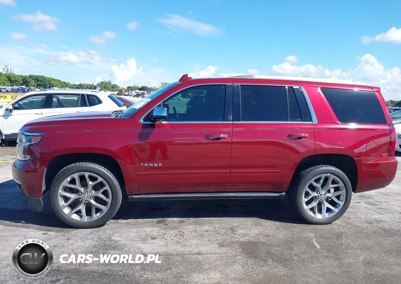 2018 Chevrolet Tahoe Premier VIN:1GNSCCKC3JR303125 - 14