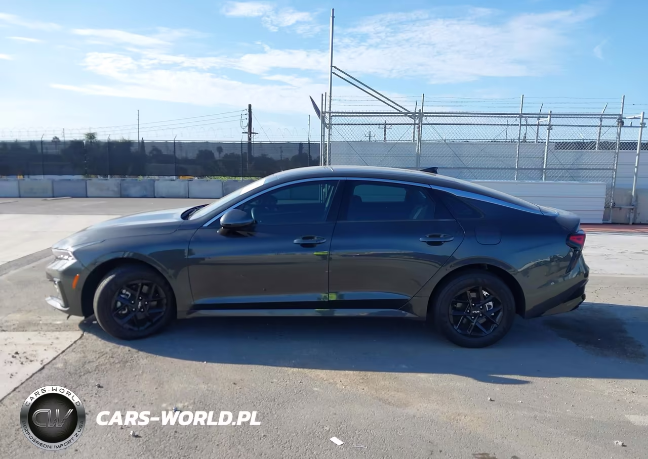 2025 Kia K5 Lxs VIN:KNAG24J78S5299607 - 15