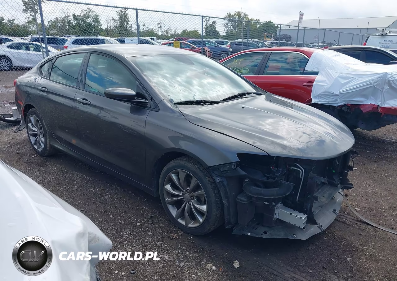 2015 Chrysler 200 S VIN:1C3CCCBB7FN555239 - 1