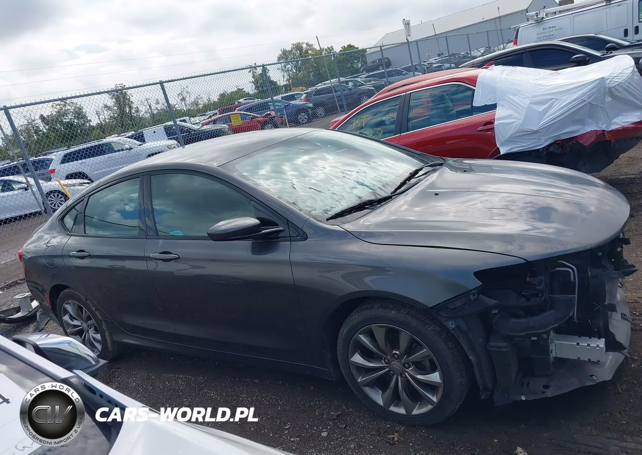 2015 Chrysler 200 S VIN:1C3CCCBB7FN555239 - 14