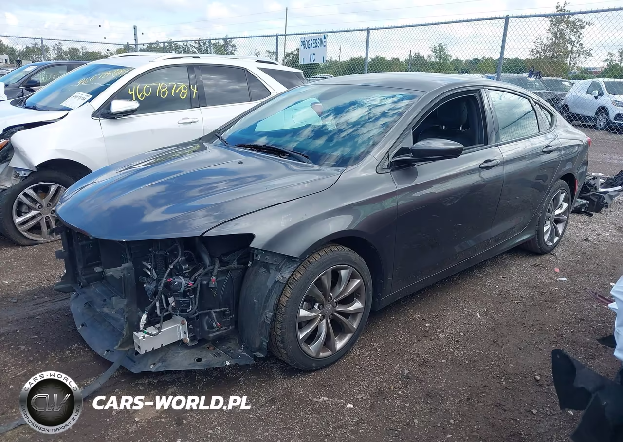 2015 Chrysler 200 S VIN:1C3CCCBB7FN555239 - 2