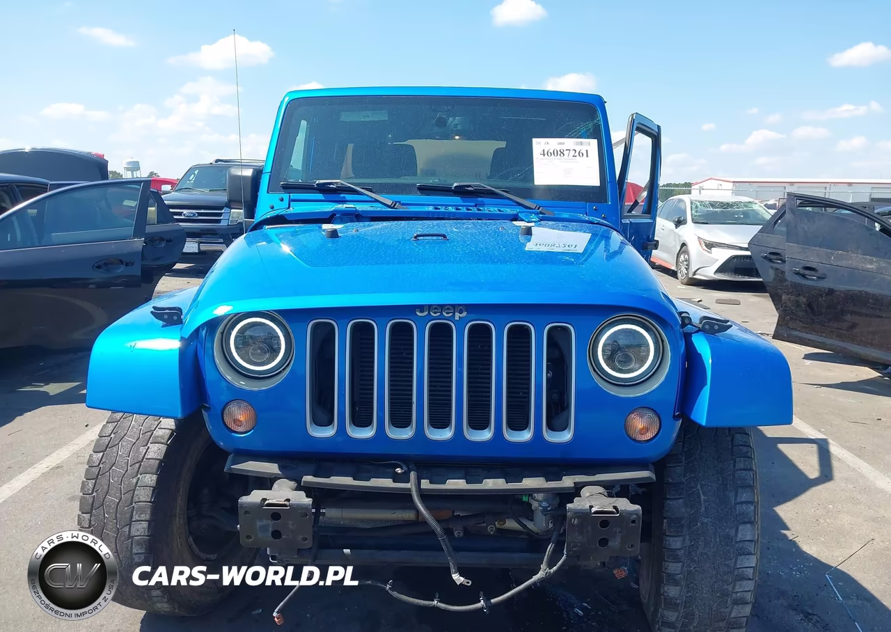 2016 Jeep Wrangler Unlimited Sahara VIN:1C4BJWEG9GL150664 - 13