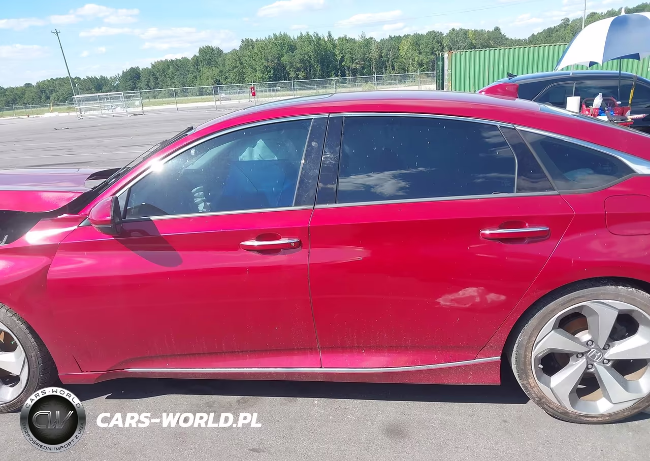 2018 Honda Accord Touring VIN:1HGCV1F97JA088116 - 13