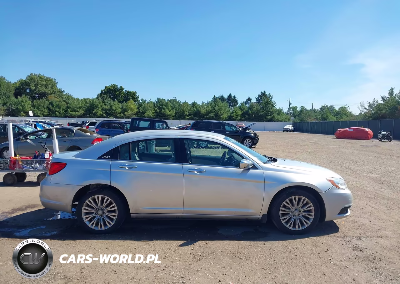 2012 Chrysler 200 Limited VIN:1C3CCBCG3CN279299 - 13