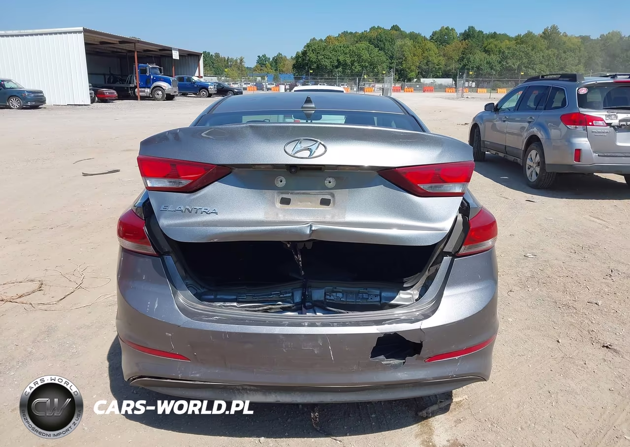 2018 Hyundai Elantra Value Edition VIN:KMHD84LF4JU575323 - 6