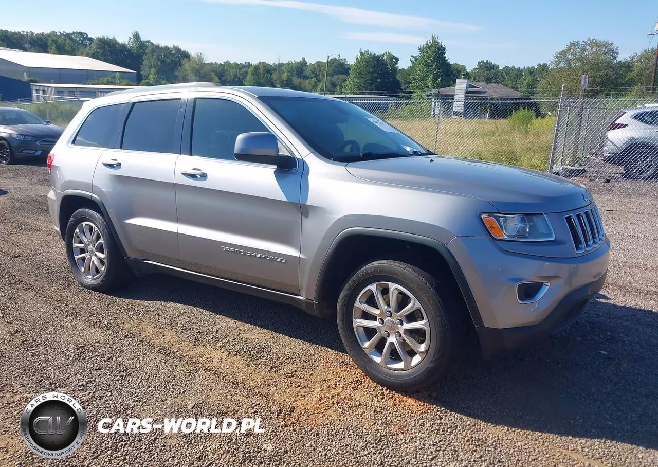 2015 Jeep Grand Cherokee Laredo VIN:1C4RJEAG1FC681175 - 1