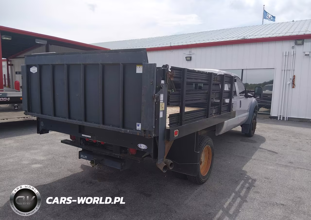 2015 Ford F-450 Chassis Xl VIN:1FD9W4HT9FEA84077 - 4