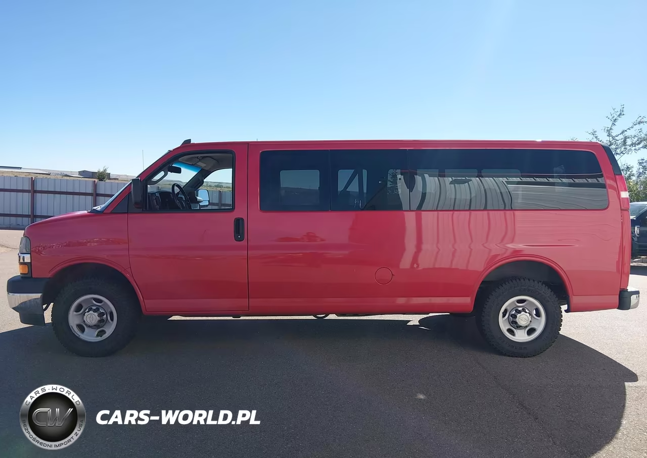 2018 Chevrolet Express 3500 Lt VIN:1GAZGPFG0J1300089 - 19