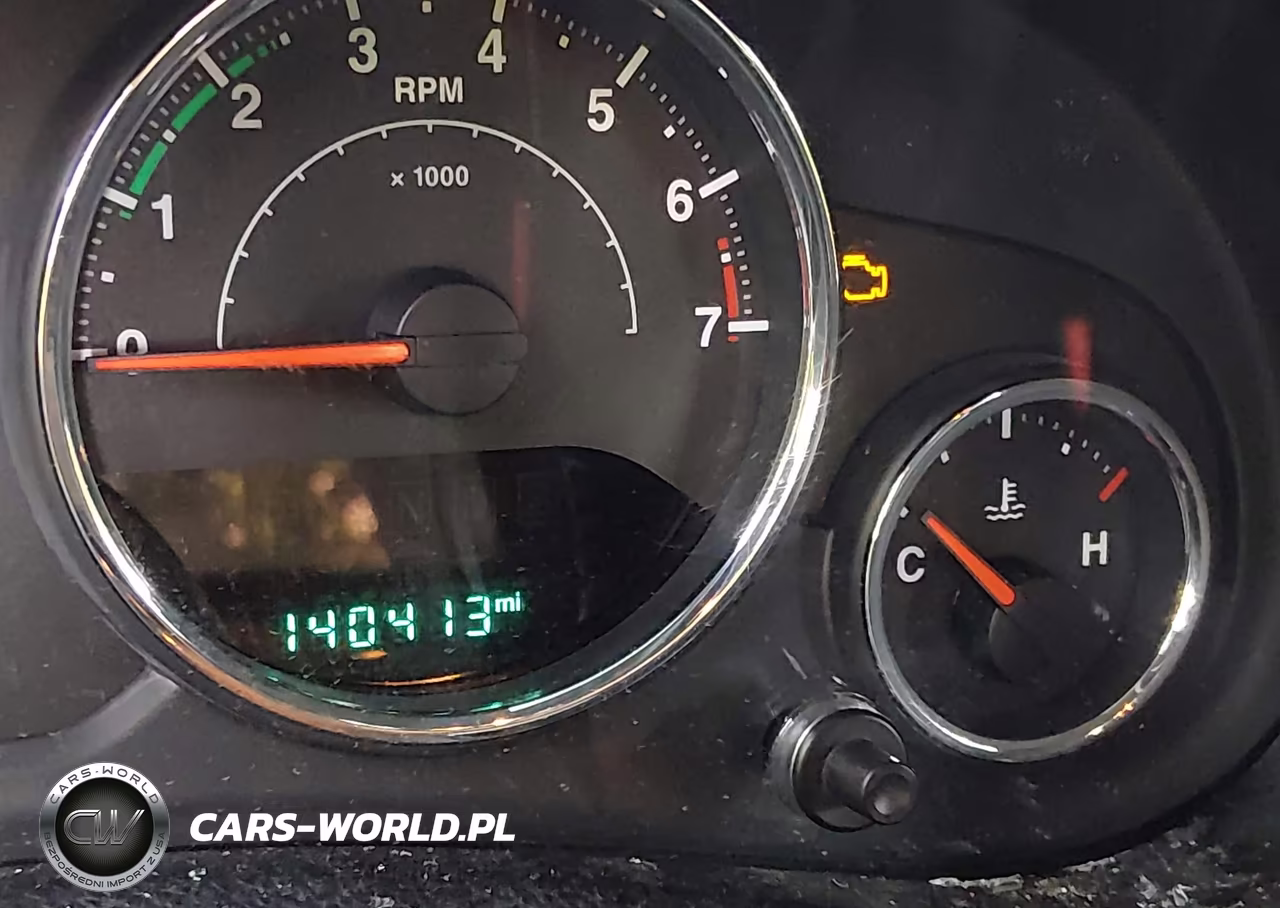 2015 Jeep Wrangler Unlimited Sport VIN:1C4BJWDG4FL668956 - 15