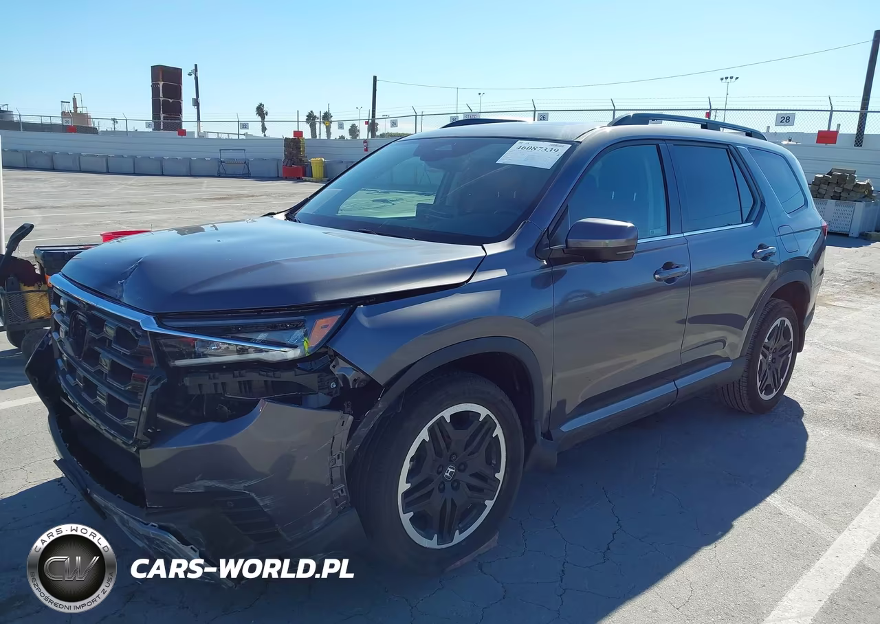 2026 Honda Pilot Touring-Touring Blackout VIN:5FNYG1H74TB002412 - 2
