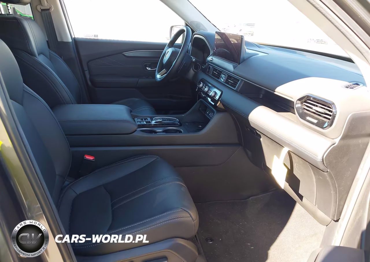 2026 Honda Pilot Touring-Touring Blackout VIN:5FNYG1H74TB002412 - 5