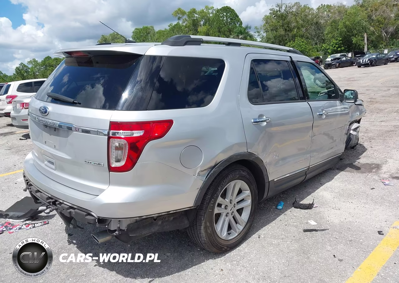 2014 Ford Explorer Xlt VIN:1FM5K7D80EGA67703 - 4