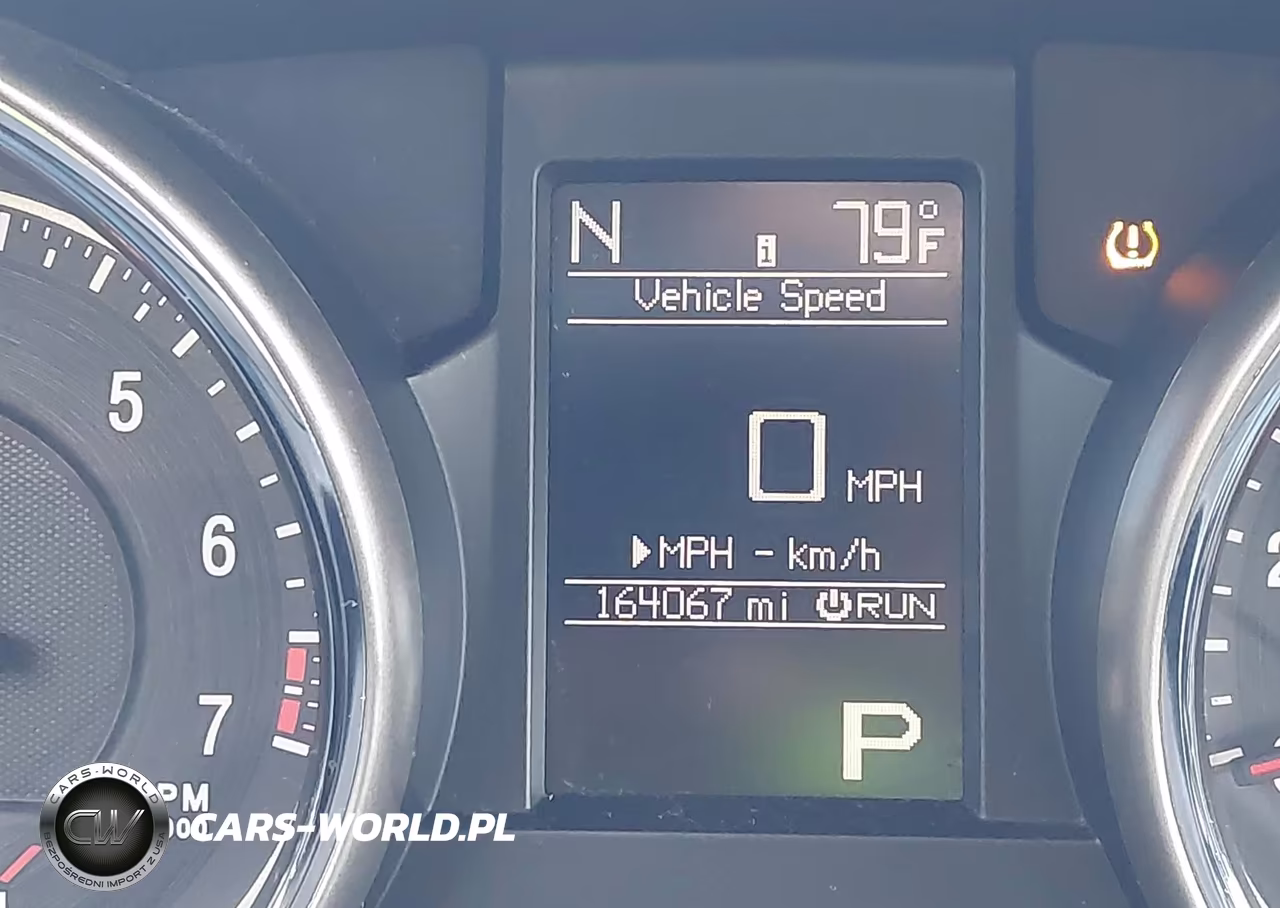 2011 Jeep Grand Cherokee Laredo VIN:1J4RR4GG9BC704670 - 16