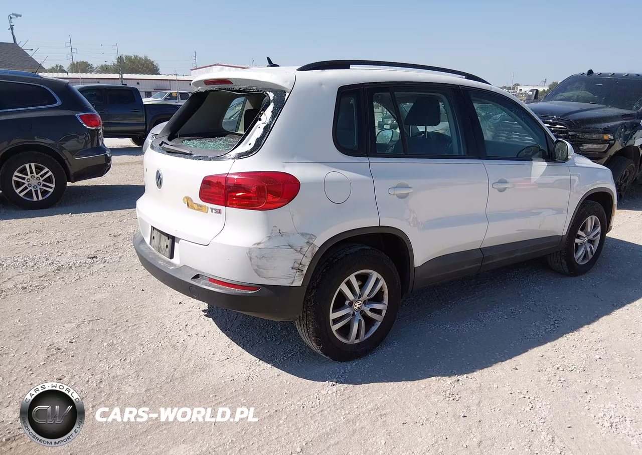 2016 Volkswagen Tiguan S VIN:WVGAV7AX3GW006386 - 4