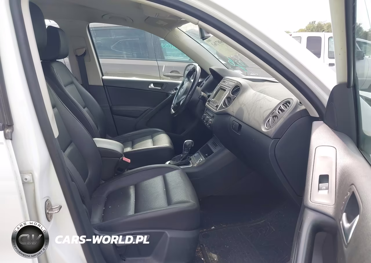 2016 Volkswagen Tiguan S VIN:WVGAV7AX3GW006386 - 5