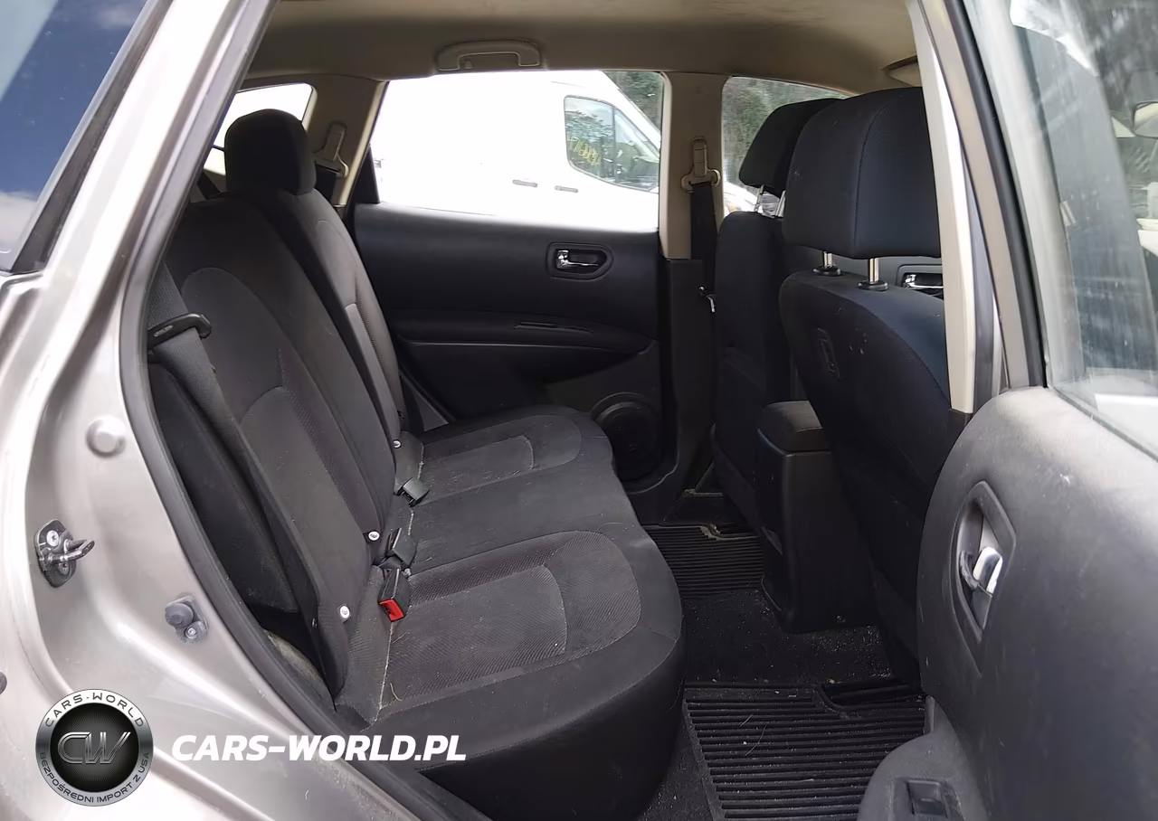 2015 Nissan Rogue Select S VIN:JN8AS5MV6FW750353 - 8