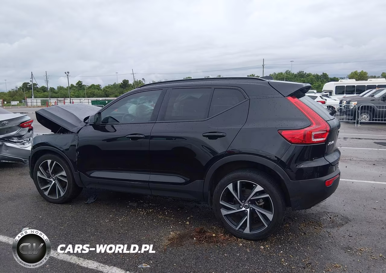2020 Volvo Xc40 T5 R-Design VIN:YV4162UM4L2327888 - 14