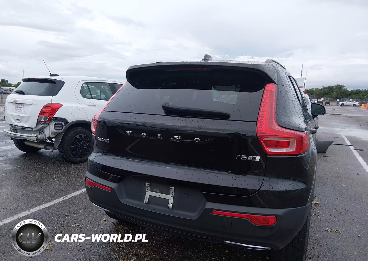 2020 Volvo Xc40 T5 R-Design VIN:YV4162UM4L2327888 - 16