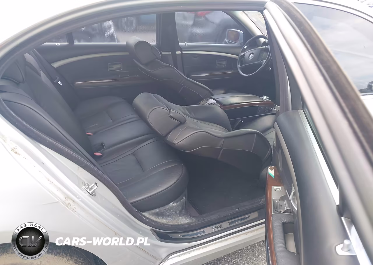 2006 BMW 750Li VIN:WBAHN83546DT27820 - 8